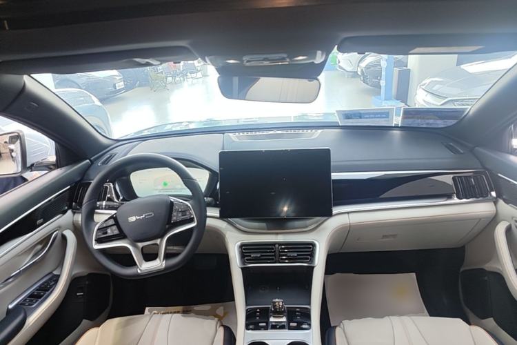 Used BYD Song PLUS New Energy 2024 HONOR Edition DM-i 150km Flagship PLUS 5G Center Console
