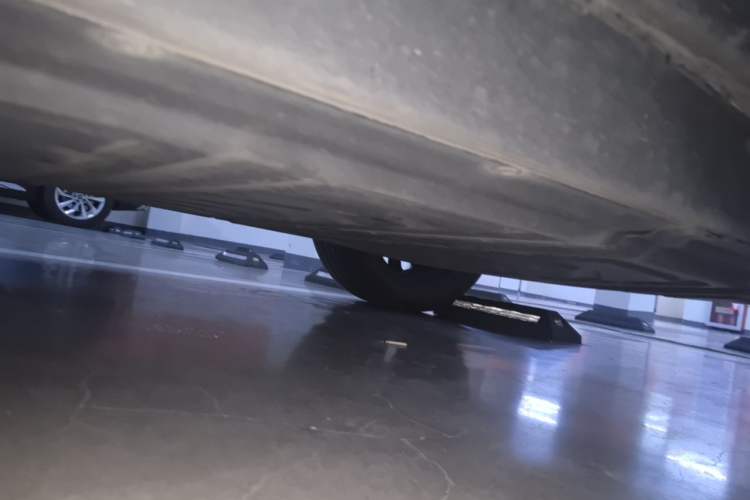 Used BYD Song PLUS New Energy 2024 Honor Edition EV 520km Luxury Model Chassis Front Left