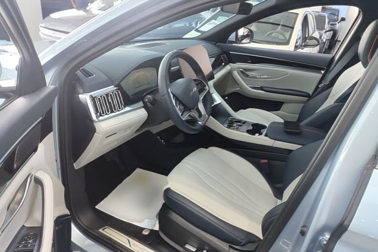 Used BYD Song PLUS New Energy 2024 HONOR Edition DM-i 150km Flagship PLUS 5G Driver Seat