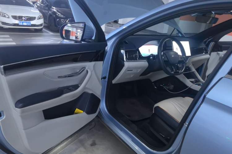 Used BYD Song PLUS New Energy 2024 Honor Edition EV 520km Luxury Model Driver Seat