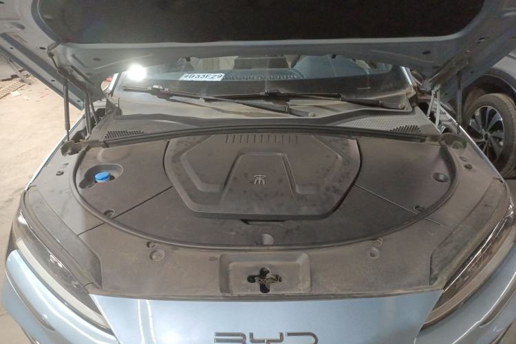 Used BYD Song PLUS New Energy 2024 Honor Edition EV 520km Luxury Model Engine Bay