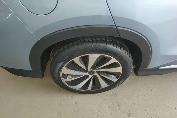 Used BYD Song PLUS New Energy 2024 HONOR Edition DM-i 110km Flagship PLUS Exterior 5