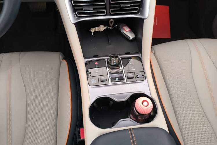 Used BYD Song PLUS New Energy 2024 HONOR Edition DM-i 110km Flagship PLUS Gear Lever