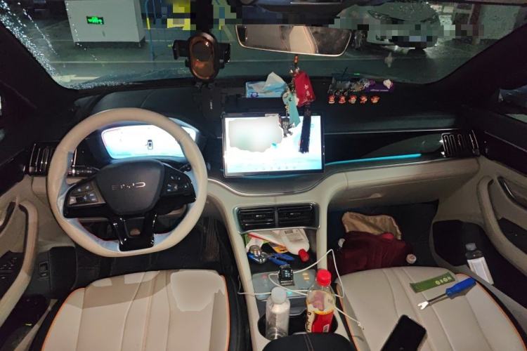 Used BYD Song PLUS New Energy 2024 HONOR Edition DM-i 110km Flagship Model Interior 2