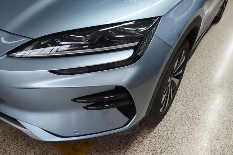 Used BYD Song PLUS New Energy 2024 Honor Edition EV 520km Luxury Model Left Front Headlight