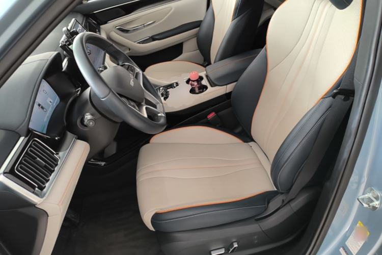 Used BYD Song PLUS New Energy 2024 HONOR Edition DM-i 110km Flagship PLUS Left Front Seat