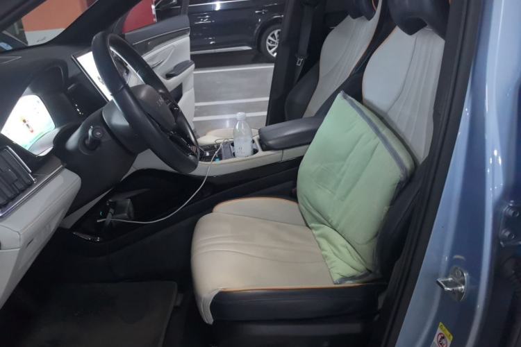Used BYD Song PLUS New Energy 2024 Honor Edition EV 520km Luxury Model Left Front Seat
