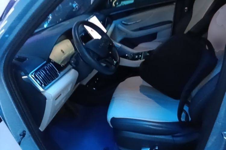Used BYD Song PLUS New Energy 2024 HONOR Edition DM-i 110km Flagship Model Left Front Seat