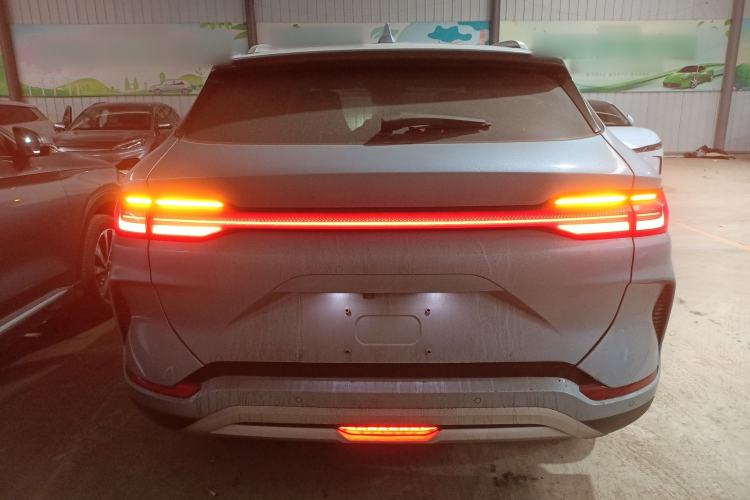 Used BYD Song PLUS New Energy 2024 Honor Edition EV 520km Luxury Model Rear