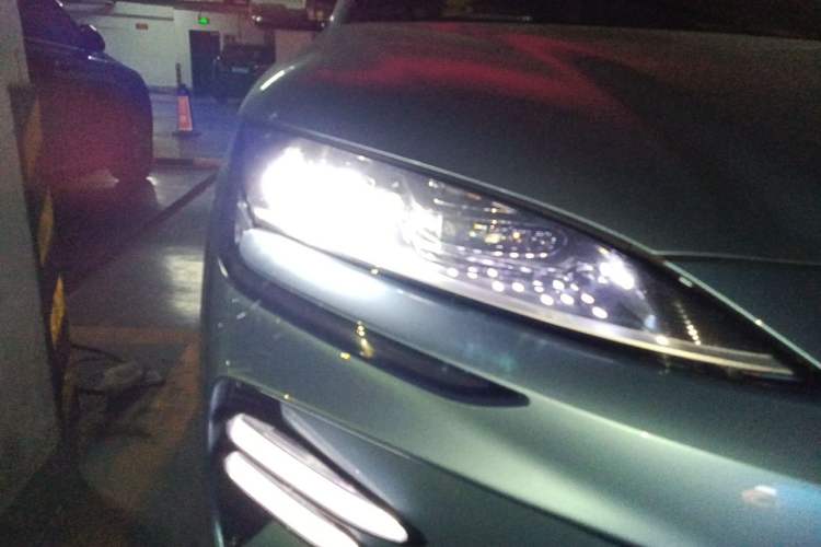 Used BYD Song PLUS New Energy 2024 Honor Edition EV 520km Premium Model Right Front Headlight
