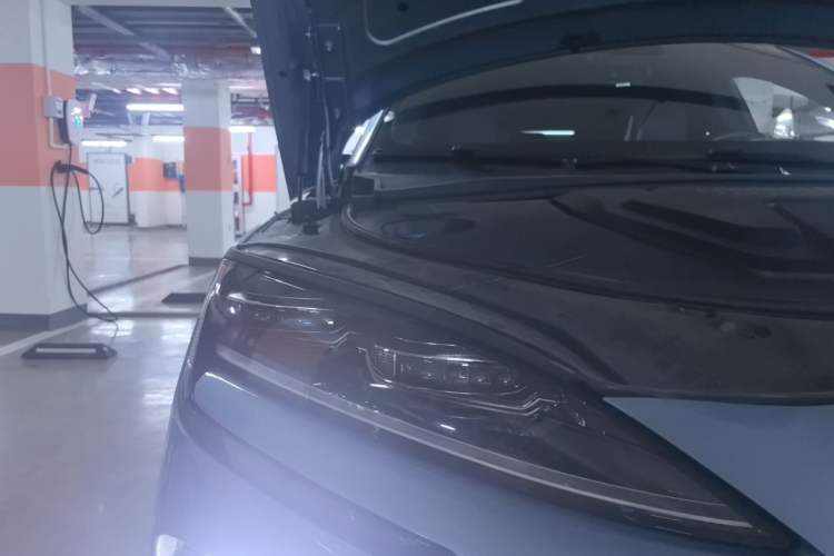 Used BYD Song PLUS New Energy 2024 Honor Edition EV 520km Luxury Model Right Front Headlight