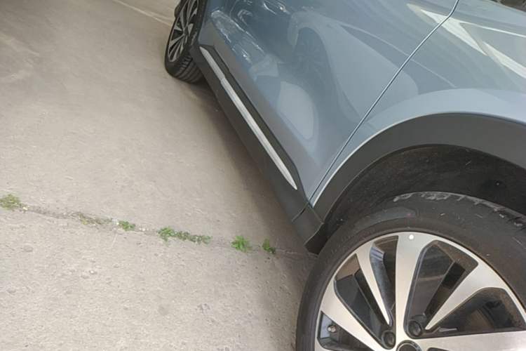 Used BYD Song PLUS New Energy 2024 HONOR Edition DM-i 110km Flagship PLUS Right Side Sill