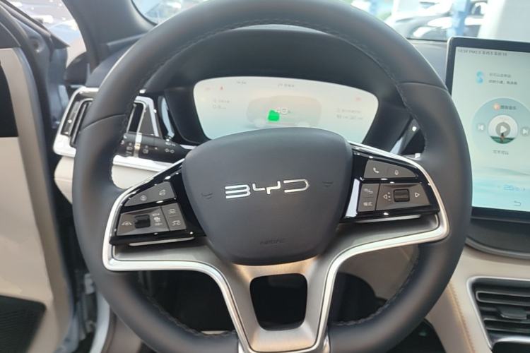 Used BYD Song PLUS New Energy 2024 HONOR Edition DM-i 150km Flagship PLUS 5G Steering Wheel