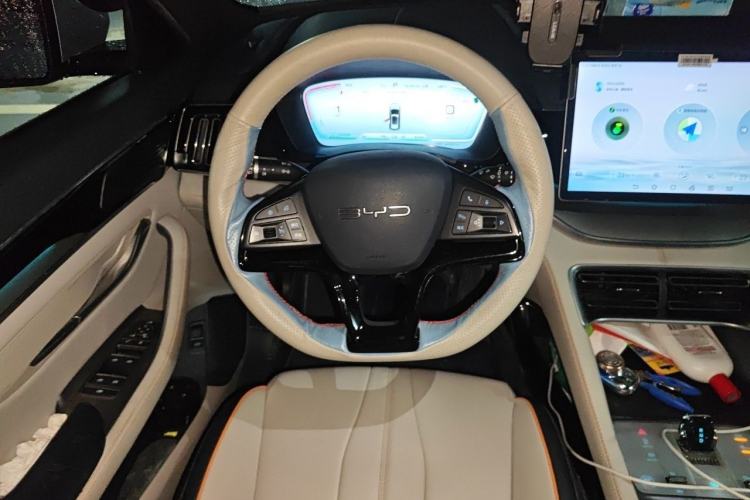 Used BYD Song PLUS New Energy 2024 HONOR Edition DM-i 110km Flagship Model Steering Wheel