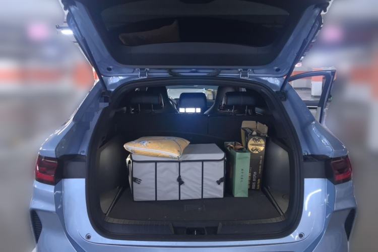 Used BYD Song PLUS New Energy 2024 Honor Edition EV 520km Luxury Model Trunk