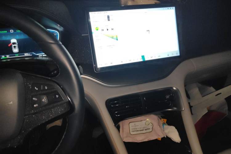 Used BYD Song PLUS New Energy 2024 Honor Edition EV 520km Premium Model Audio And AC Panel