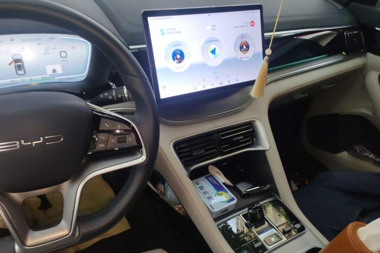 Used BYD Song PLUS New Energy 2024 HONOR Edition DM-i 110km Flagship PLUS Audio And AC Panel