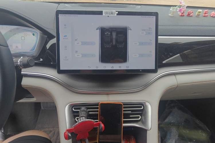 Used BYD Song PLUS New Energy 2024 HONOR Edition DM-i 110km Flagship PLUS Audio And AC Panel