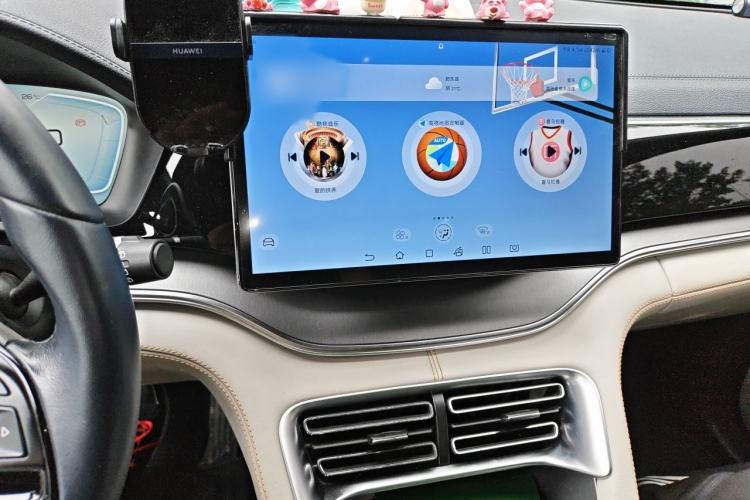 Used BYD Song PLUS New Energy 2024 Honor Edition EV 520km Luxury Model Audio And AC Panel