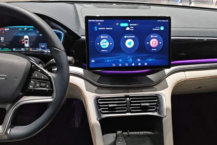 Used BYD Song PLUS New Energy 2024 HONOR Edition DM-i 150km Flagship PLUS Audio And AC Panel