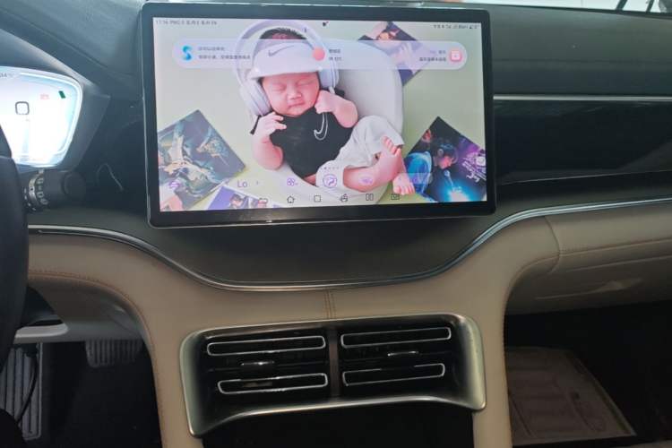Used BYD Song PLUS New Energy 2024 HONOR Edition DM-i 71km Luxury Model Audio And AC Panel