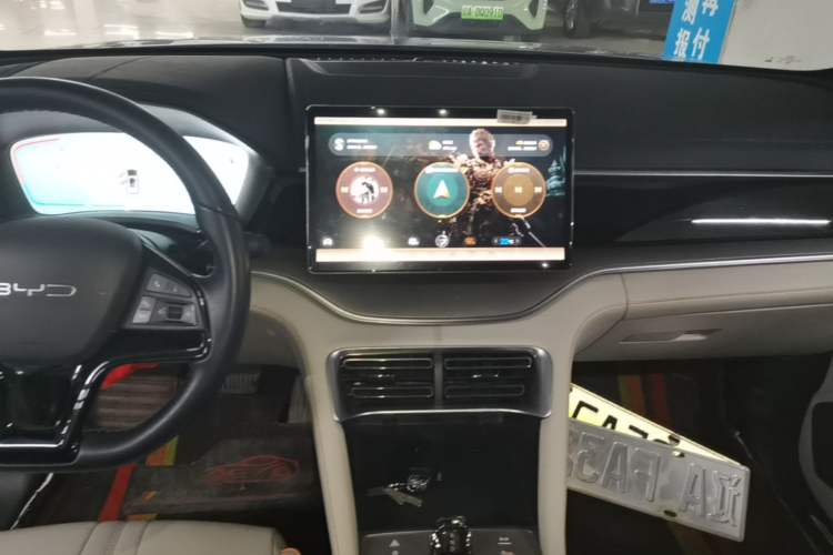 Used BYD Song PLUS New Energy 2024 HONOR Edition DM-i 71km Luxury Model Audio And AC Panel