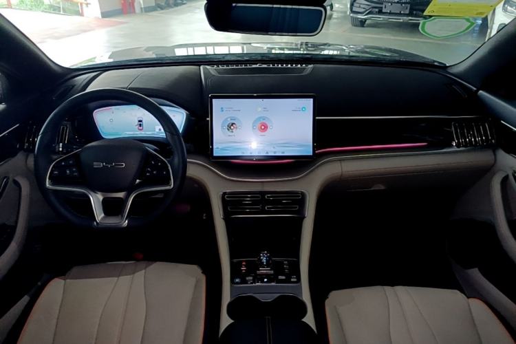 Used BYD Song PLUS New Energy 2024 HONOR Edition DM-i 150km Flagship PLUS Center Console