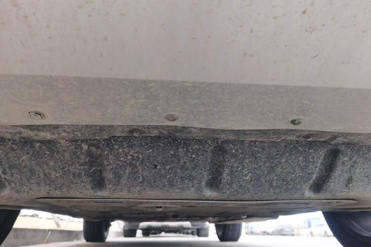 Used BYD Song PLUS New Energy 2024 HONOR Edition DM-i 110km Flagship Model Chassis Front