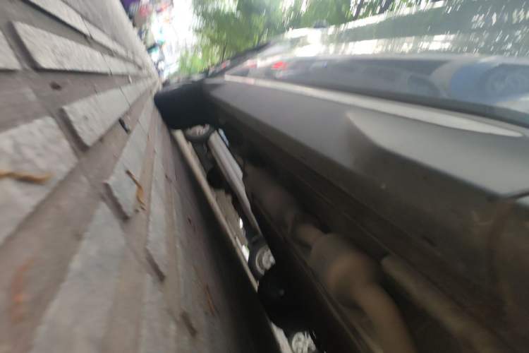 Used BYD Song PLUS New Energy 2024 HONOR Edition DM-i 110km Flagship PLUS Chassis Front Right