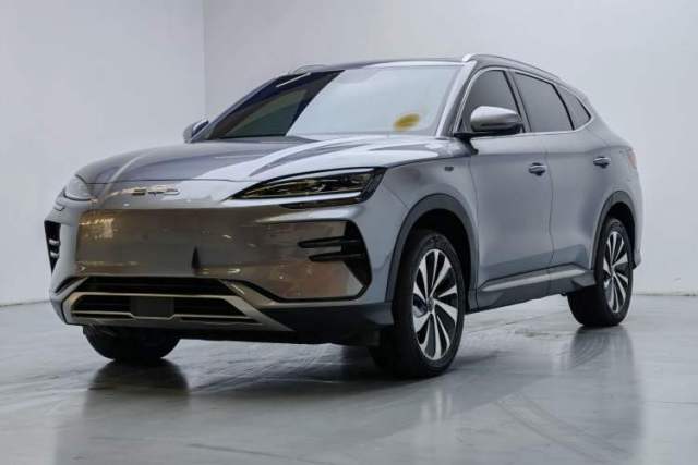 Used BYD Song PLUS New Energy 2024 Honor Edition EV 520km Luxury Model