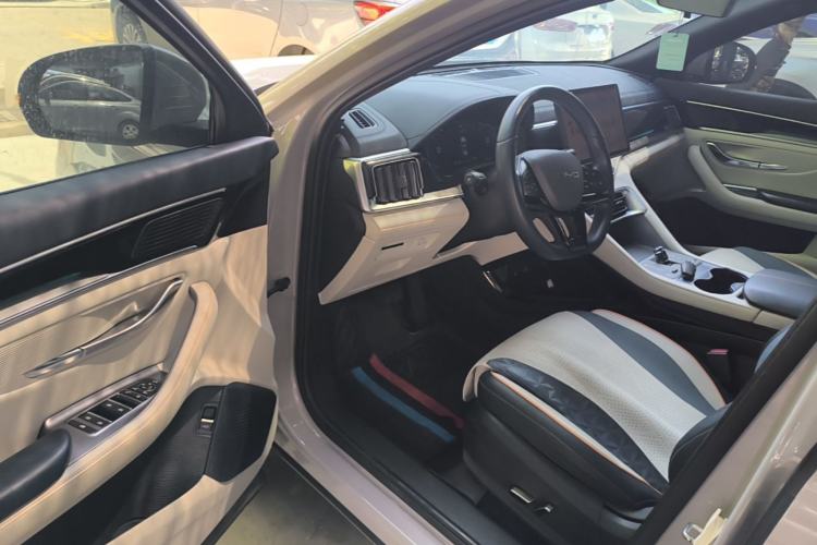 Used BYD Song PLUS New Energy 2024 Honor Edition EV 520km Premium Model Driver Seat