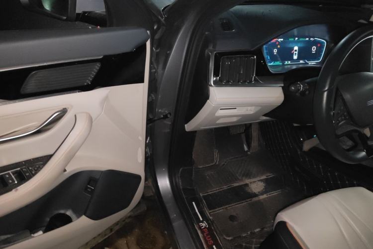 Used BYD Song PLUS New Energy 2024 Honor Edition EV 520km Premium Model Driver Seat