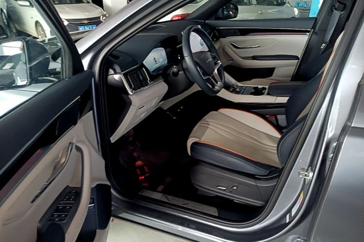 Used BYD Song PLUS New Energy 2024 HONOR Edition DM-i 150km Flagship PLUS Driver Seat