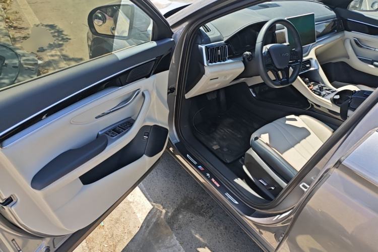Used BYD Song PLUS New Energy 2024 HONOR Edition DM-i 110km Flagship Model Driver Seat
