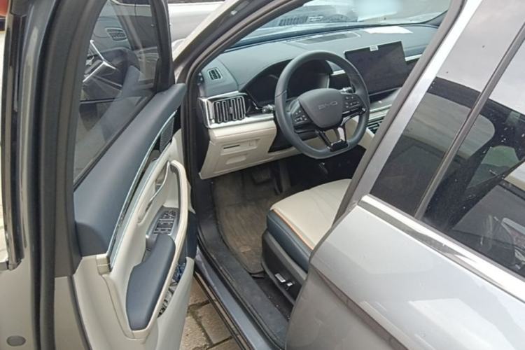 Used BYD Song PLUS New Energy 2024 Honor Edition EV 520km Premium Model Driver Seat