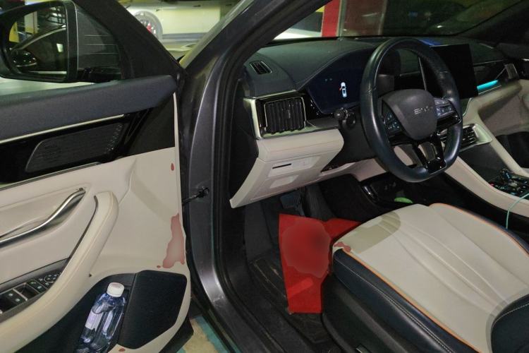 Used BYD Song PLUS New Energy 2024 HONOR Edition DM-i 110km Flagship Model Driver Seat