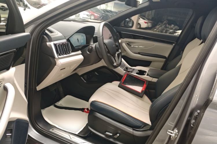 Used BYD Song PLUS New Energy 2024 HONOR Edition DM-i 150km Flagship PLUS Driver Seat