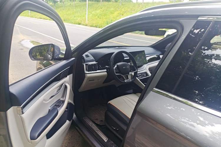 Used BYD Song PLUS New Energy 2024 HONOR Edition DM-i 150km Flagship PLUS Driver Seat