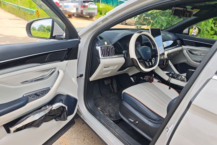 Used BYD Song PLUS New Energy 2024 HONOR Edition DM-i 110km Flagship Model Driver Seat