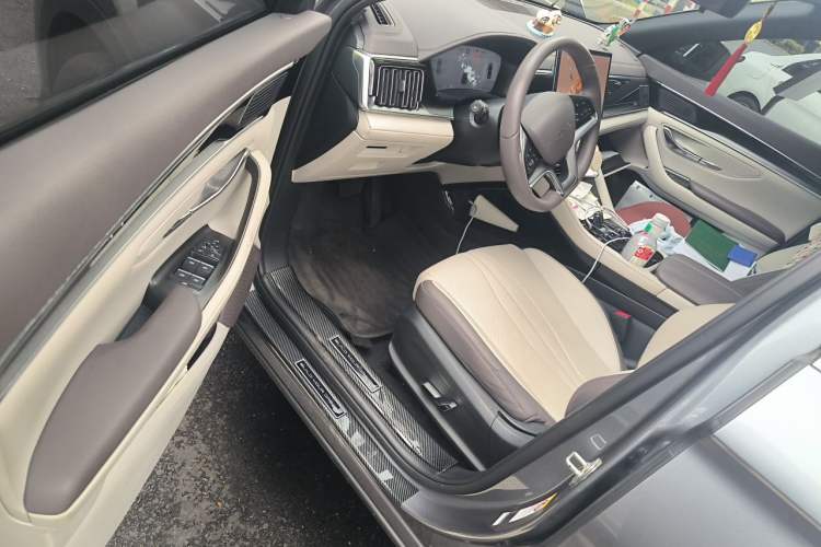 Used BYD Song PLUS New Energy 2024 Honor Edition EV 520km Premium Model Driver Seat