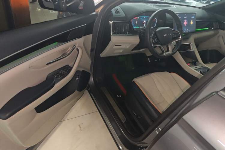 Used BYD Song PLUS New Energy 2024 HONOR Edition DM-i 150km Flagship PLUS Driver Seat