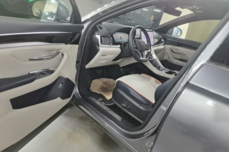 Used BYD Song PLUS New Energy 2024 Honor Edition EV 520km Flagship Model Driver Seat