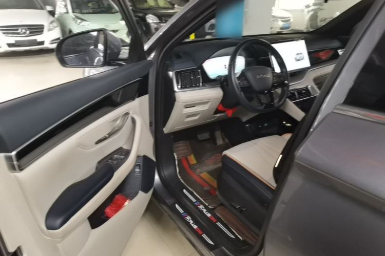Used BYD Song PLUS New Energy 2024 HONOR Edition DM-i 71km Luxury Model Driver Seat