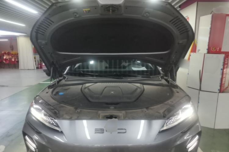 Used BYD Song PLUS New Energy 2024 Honor Edition EV 520km Flagship Model Engine Bay