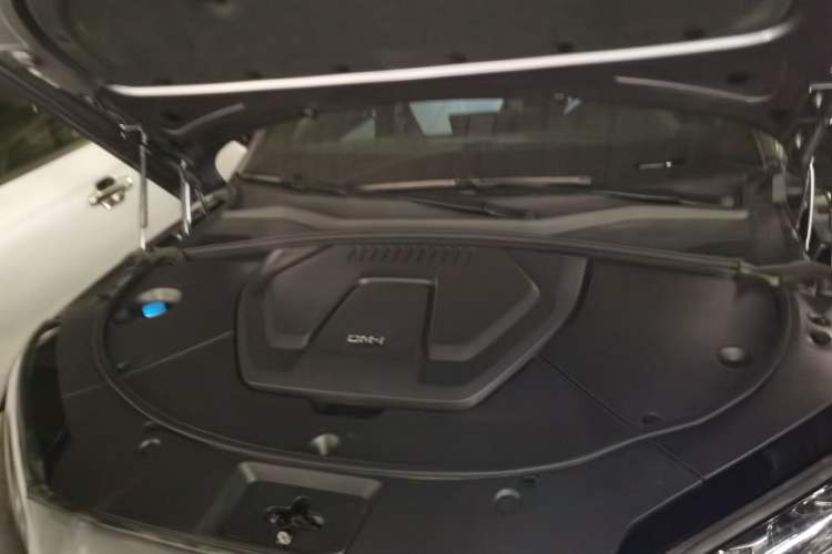 Used BYD Song PLUS New Energy 2024 HONOR Edition DM-i 150km Flagship PLUS Engine Bay