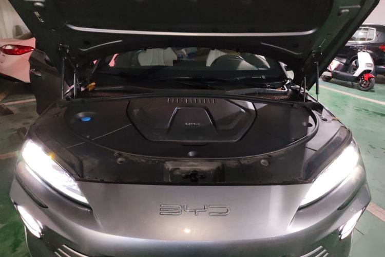 Used BYD Song PLUS New Energy 2024 HONOR Edition DM-i 110km Flagship Model Engine Bay