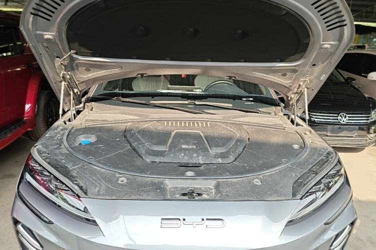 Used BYD Song PLUS New Energy 2024 HONOR Edition DM-i 71km Luxury Model Engine Bay