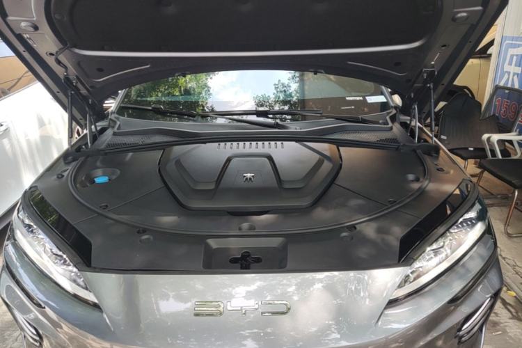 Used BYD Song PLUS New Energy 2024 Honor Edition EV 520km Luxury Model Engine Bay