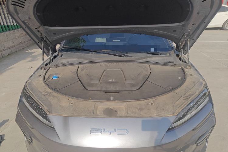 Used BYD Song PLUS New Energy 2024 HONOR Edition DM-i 110km Flagship PLUS Engine Bay