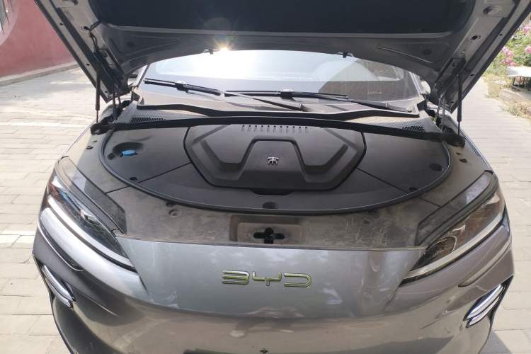 Used BYD Song PLUS New Energy 2024 Honor Edition EV 520km Flagship Model Engine Bay
